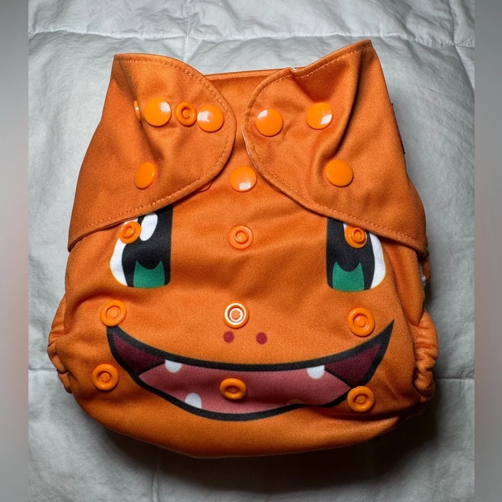 Squishy Tushie Charizard (Limited edition) Cloth diaper with insert